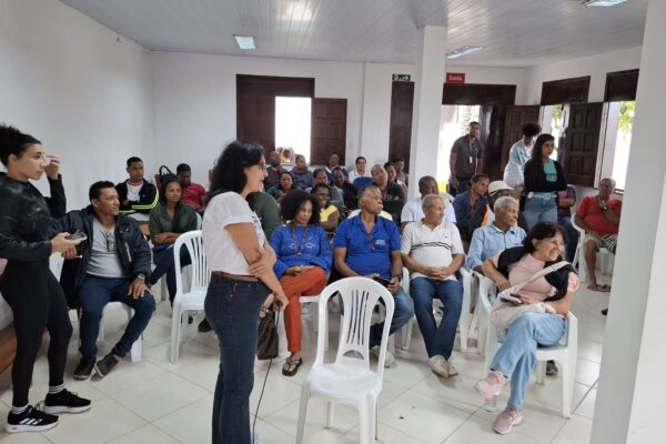 Prefeitura de Valença promove planejamento participativo para o futuro do turismo em Guaibim